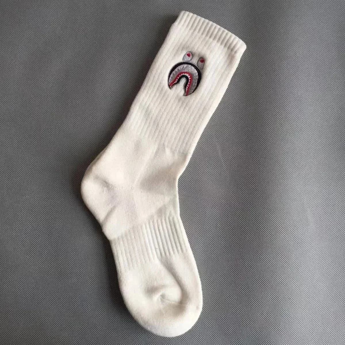 A Bathing Ape White Shark Hoodie Socks — Hipobuy Spreadsheet find