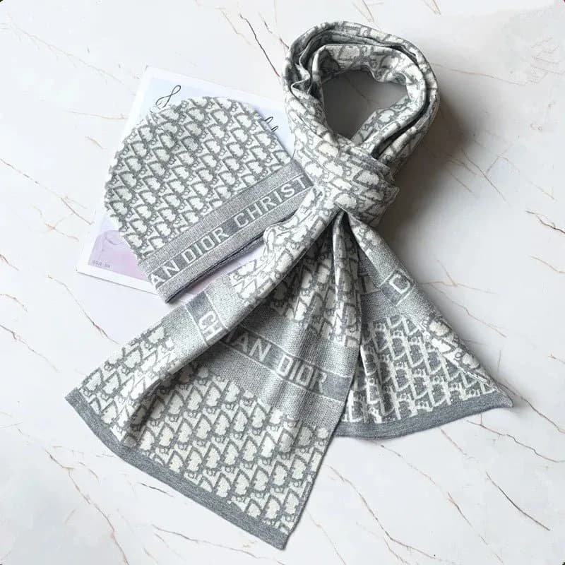 Dior Classic Flap Grey Scarf & Beanie Set — Hipobuy Spreadsheet find